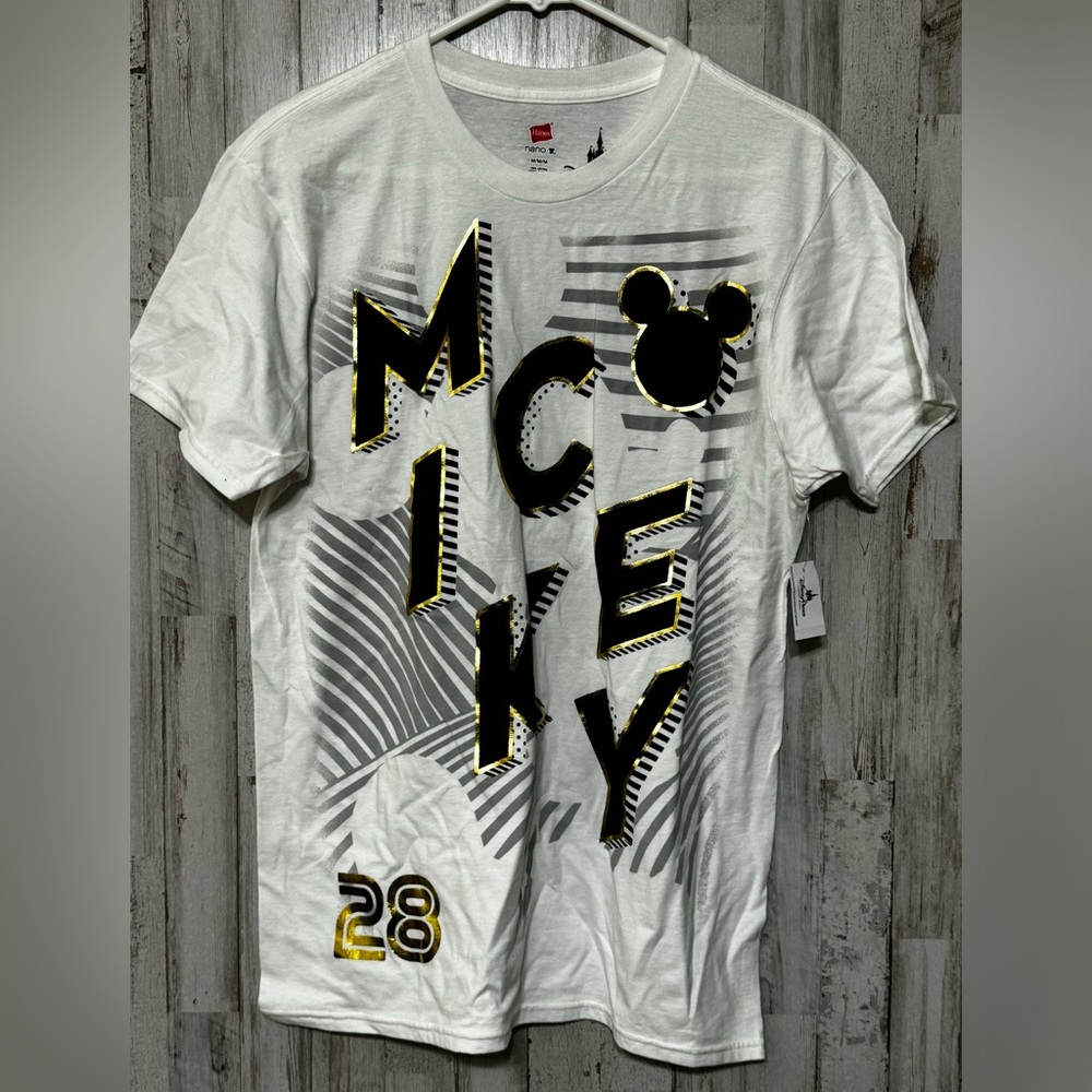 Mickey Mouse Disney Parks‎ Shirt M
